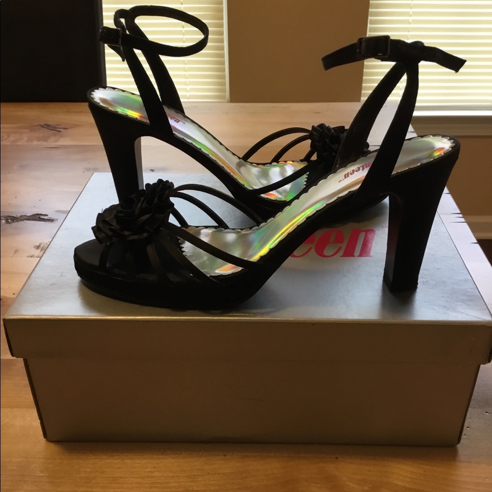 Seventeen Heels